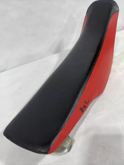 2006 Crf250r Crf250 - Seat Foam Saddle Cover Pan Complete OEM ( Stock Seat )