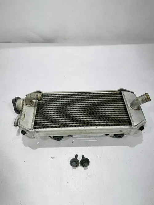 2006 KAWASAKI KX 250F RIGHT RADIATOR Oem KX250F ( Fill Side ) 39061-0025