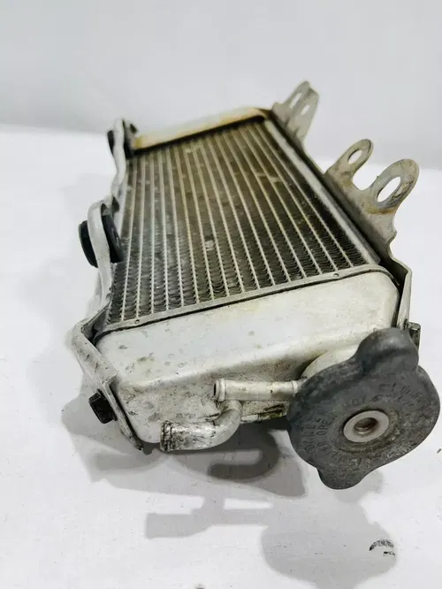 2006 KAWASAKI KX 250F RIGHT RADIATOR Oem KX250F ( Fill Side ) 39061-0025