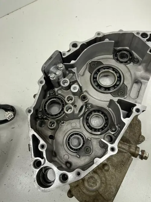 2003-2006 Yamaha WR250F Wr250 OEM Engine Crankcase Pair Stock Set