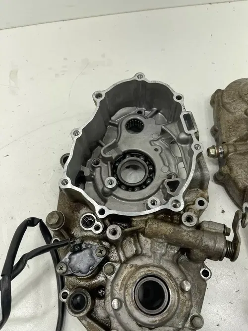 2003-2006 Yamaha WR250F Wr250 OEM Engine Crankcase Pair Stock Set