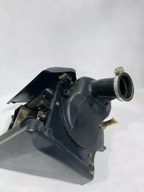 03 04 YAMAHA WR 250F WR250 WR250F OEM AIRBOX HOUSING & BOOT 5TJ-14401-11-00 2003