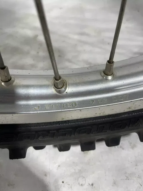2005 05 YAMAHA YZ250F YZ 250F FRONT WHEEL RIM TIRE HUB SPOKES Oem 21’’