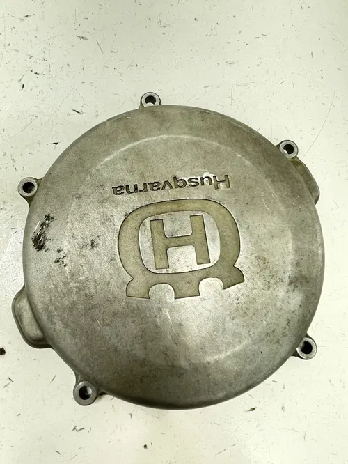 Husqvarna TE TC TXC 250 310 OEM Outer Clutch Cover Case Right Side A5931