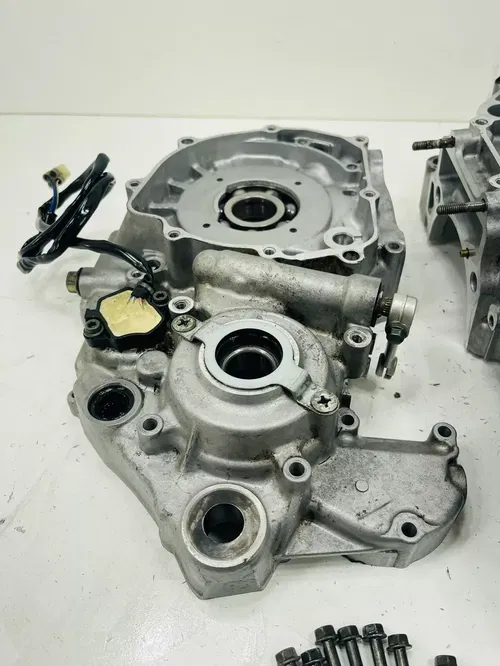 2006 Suzuki Drz400SM Left Right Engine Motor Crankcase Crank Cases Block OEM DRZ