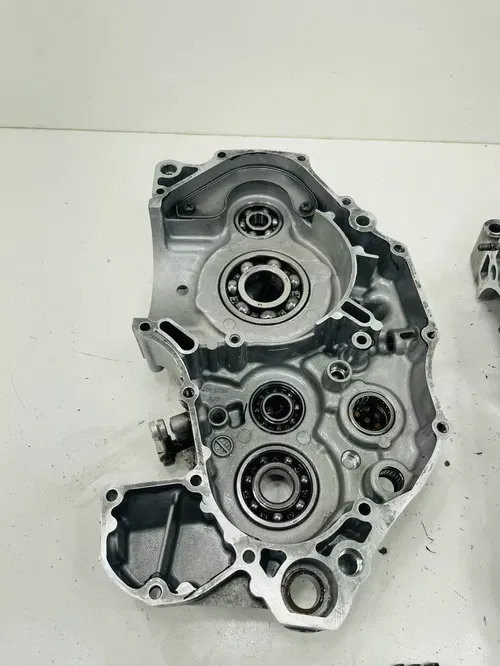 2006 Suzuki Drz400SM Left Right Engine Motor Crankcase Crank Cases Block OEM DRZ