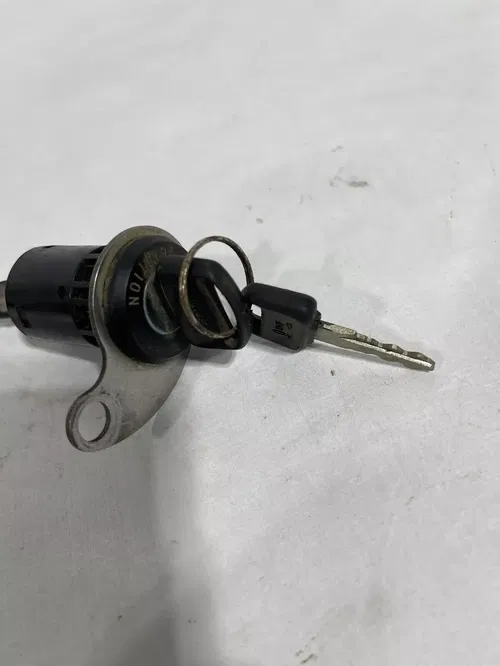 1999 Yamaha Wr400f - OEM Ignition W/2 Keys - Stock WR 400 IGNITION