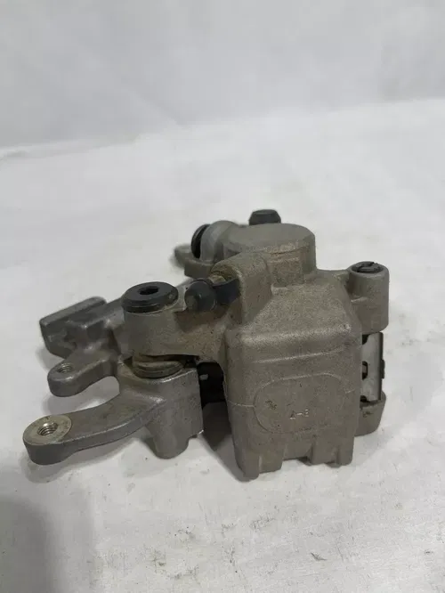 00-02 YAMAHA YZ 426F YZ 426 REAR BRAKE CALIPER & BRACKET Oem #3