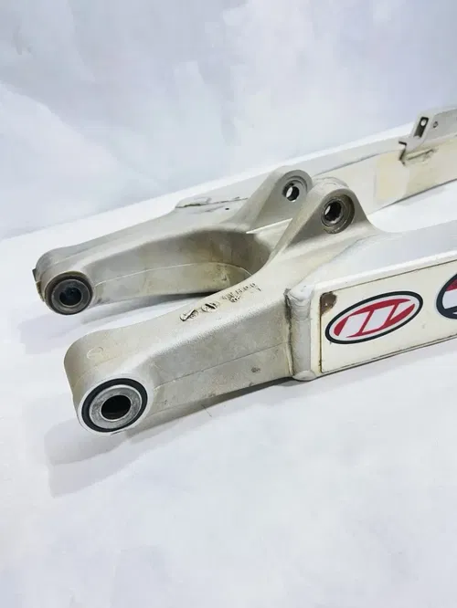 10-13 2011 RMZ250 RMZ 250 - OEM Rear Suspension Swingarm Swing Arm - 61000-49H00
