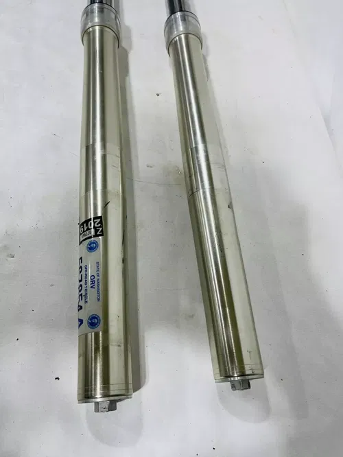 2003 Yamaha WR250F WR250 F Front Forks Fork Left Right 5UM-23103-00-00 OEM KYB
