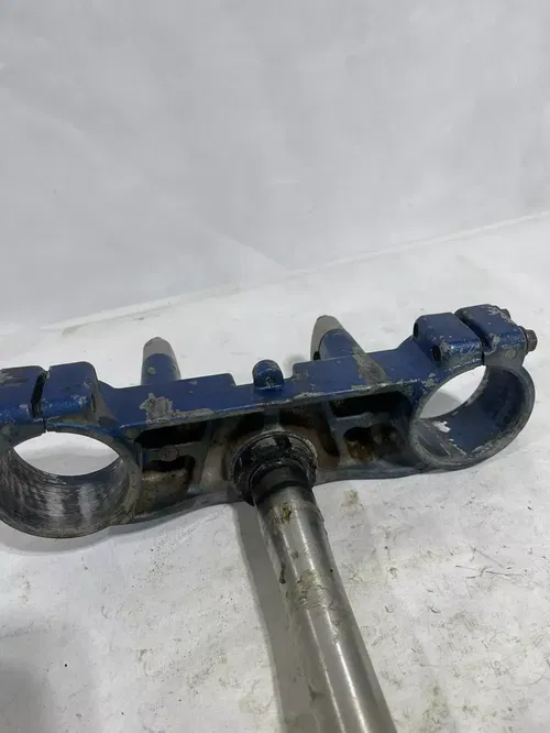 2005 YZ250F Triple Clamps OEM Triple Tree Clamp Bar Mounts Yamaha YZ 250F 2005