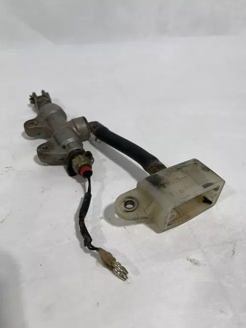 2000 - 2002 YAMAHA YZ 426F REAR BRAKE MASTER CYLINDER Oem Yz426f
