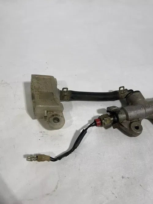 2000 - 2002 YAMAHA YZ 426F REAR BRAKE MASTER CYLINDER Oem Yz426f