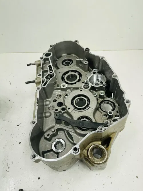 2001 Suzuki DRZ400E DRZ400 OEM Engine Crank Case CRANKCASE DRZ LEFT RIGHT SET