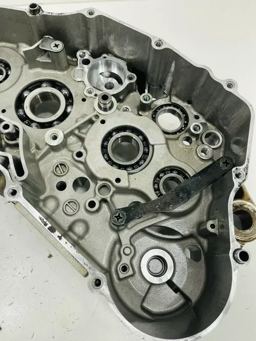 2001 Suzuki DRZ400E DRZ400 OEM Engine Crank Case CRANKCASE DRZ LEFT RIGHT SET
