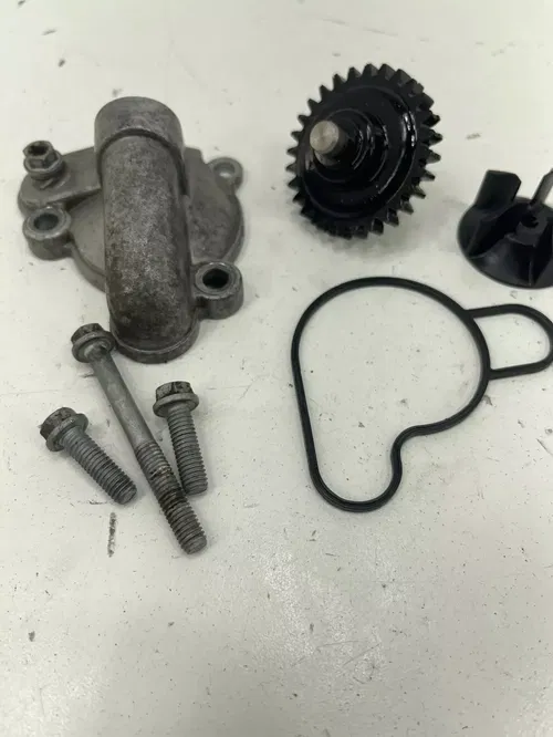 2012 KTM65SX KTM 65 SX WATER PUMP ASSEMBLY OEM ( Stock Coolant Pump ) Impeller