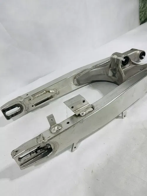 00-22 SUZUKI DRZ400S DRZ400SM OEM REAR SWINGARM SWING ARM SUSPENSION STOCK 06