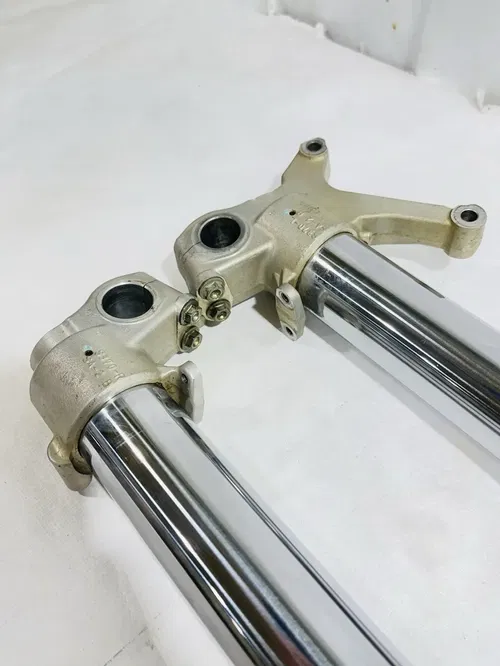 2011 RMZ250 Front Forks OEM Showa SFF Suspension Fork Suzuki RMZ 250 2010-2015