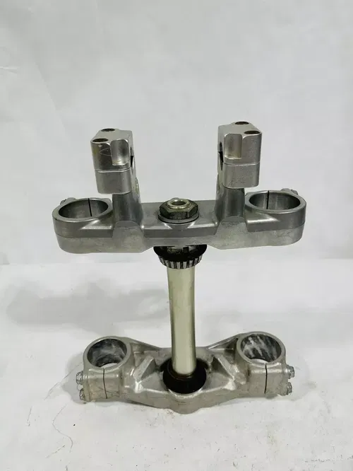 2001 SUZUKI DRZ400E Drz 400 OEM W/Bar Raisers Triple Tree Stem Clamp 51410-29F00