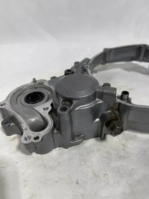 2002 YAMAHA YZ426F CLUTCH COVER SIDE Case YZ426F Oem #3