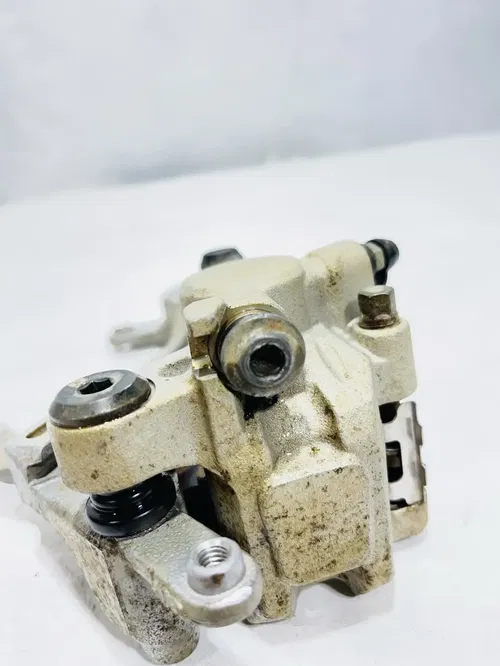 2011 SUZUKI RMZ 250 RMZ250 REAR BRAKE CALIPER & BRACKET 69100-28H01-999 ***READ
