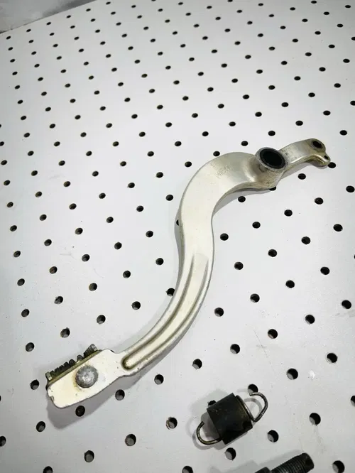 2005 Honda Crf450x - OEM Rear Brake Foot Pedal Lever - 46510-mey-670 Stock 450