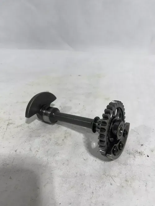 counterbalance balance shaft gear 1998 1999 2000 2001 2002 YZ426F Oem #3