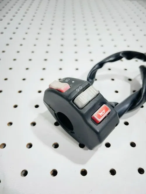 2005 Honda Crf450x Crf 450x - OEM Light/Blinker/Horn Controller Handlebar Switch