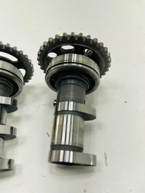 2006 Yamaha WR250F Wr250 YZ250F OEM Camshafts Intake Exhaust Cams Camshaft Cam