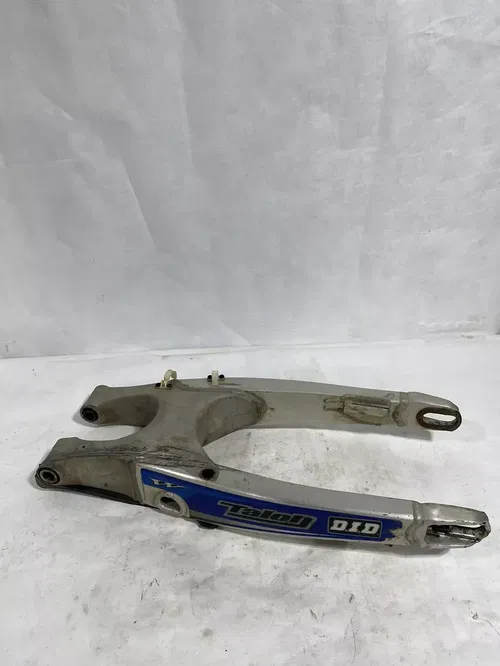 05 YAMAHA YZ 250F YZ250F OEM SWINGARM REAR SUSPENSION SWING ARM 99999-03641-00 *