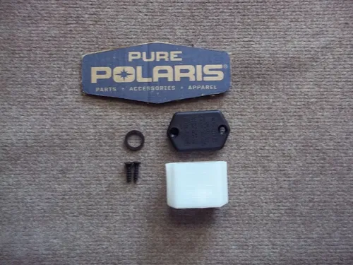 96-00 OEM Polaris Magnum 325 500 2x4 4x4 Brake Master Cylinder Reservoir 2200809