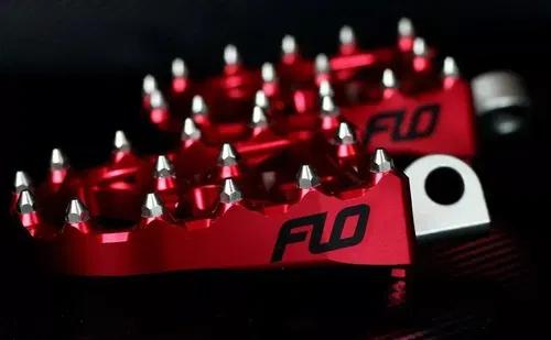 Flo Motorsports BMX V3 Footpegs Red For Harley Davidson FPEG-800V3R