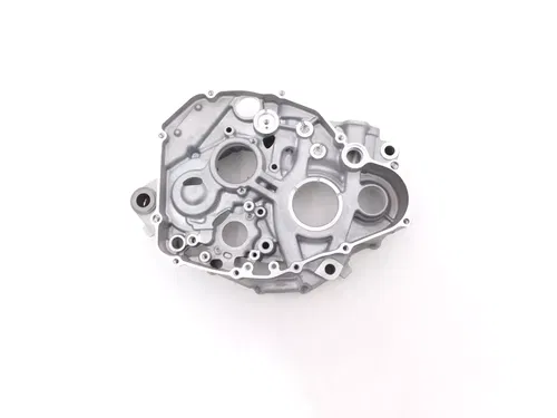 HONDA RIGHT ENGINE CRANKCASE 2019-2024 CRF450R 19-2024 CRF450RWE CRF450RX OEM