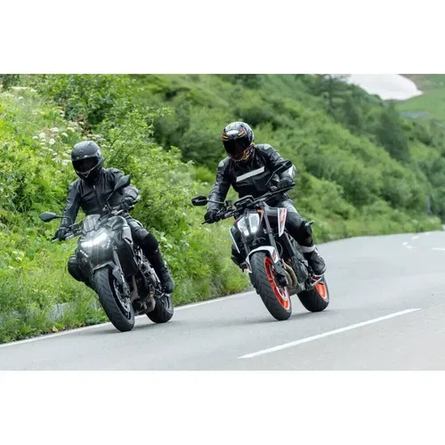 Continental ContiRoad Tire | 190/50R17 (73W) | Sold Each