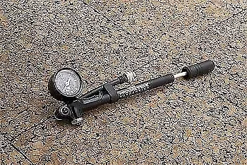 Progressive Suspension 0-30 Lb Gauge-Mounted Air Pump