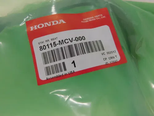 New Genuine Honda Rear Seat Mount Stay VTX1300 VTX1800