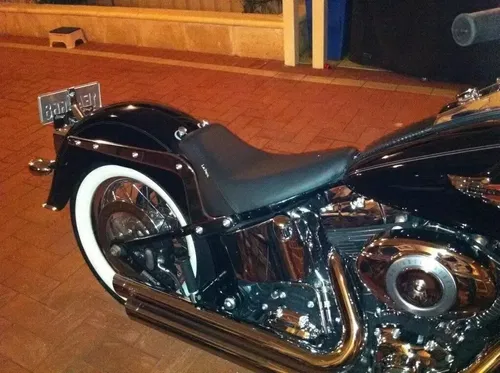 Le Pera LePera Bare Bones Barebones Smooth Vinyl Solo Seat Harley Softail 00-07