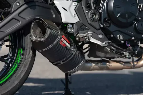 YOSHIMURA AT2 CARBON SLIP-ON EXHAUST KAWASAKI 2017-2024 NINJA 650 / Z650