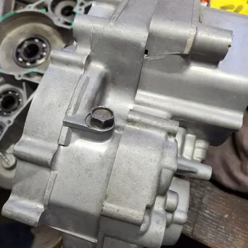 1999-2000 rm250 crankcases 
