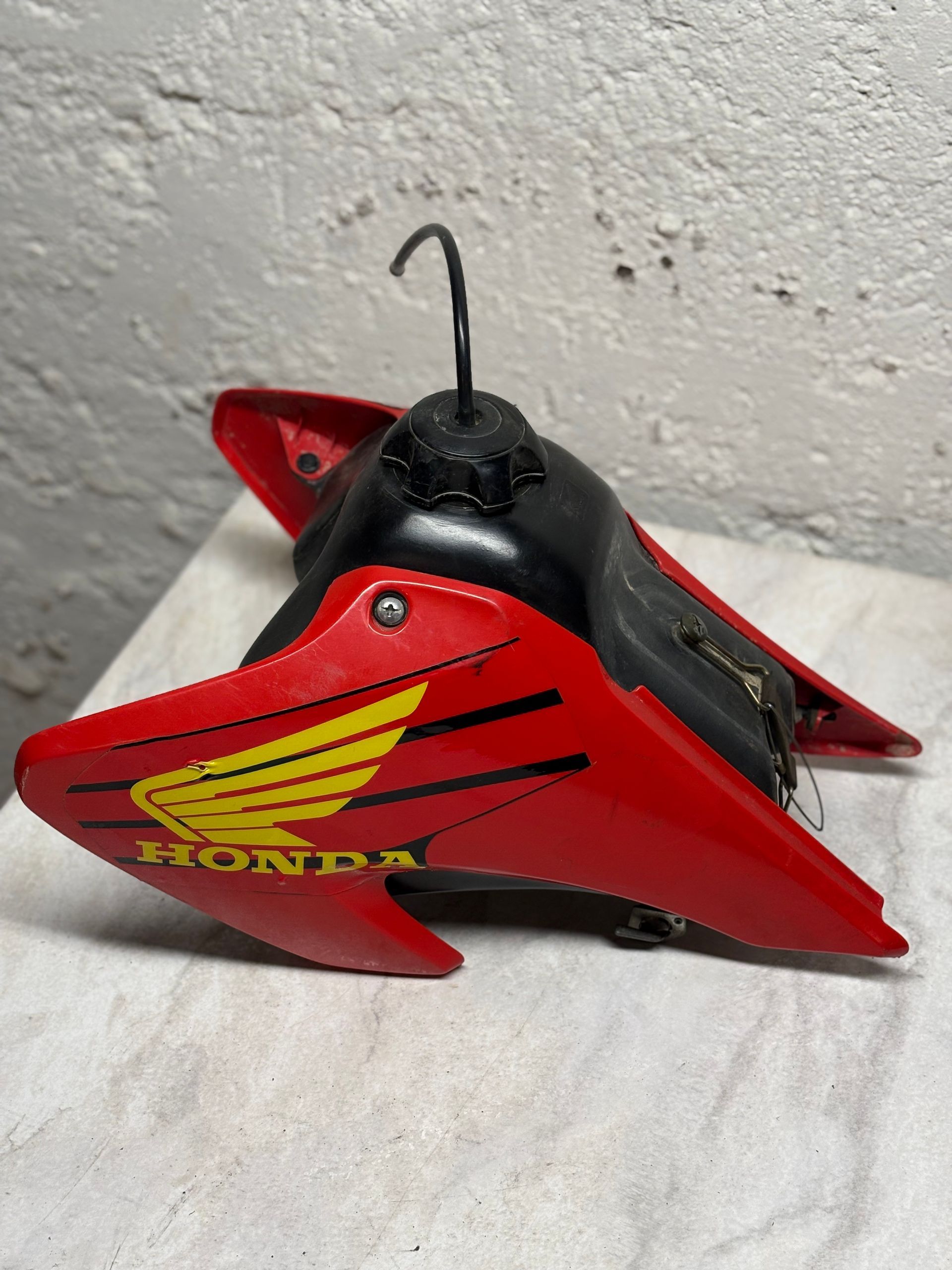 2004 CRF 100 Gas Tank With Petcock + Shrouds