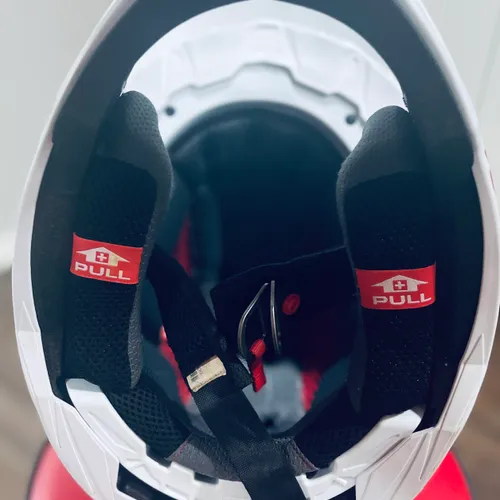 6D ATR2 FXR Patriot helmet 