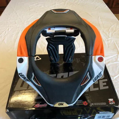 Leatt GPX 5.5 Neck Brace Orange / White / Black Size S/M