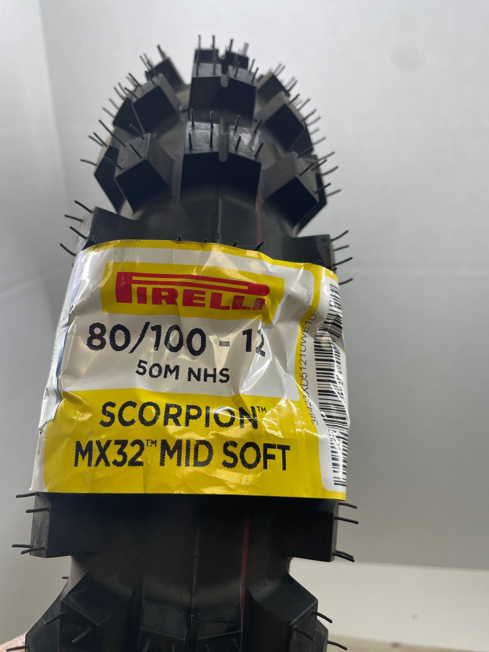 Pirelli Scorpion MX32 12"