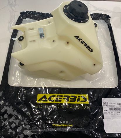 Acerbis Honda 2.7 Gallon Gas Tank