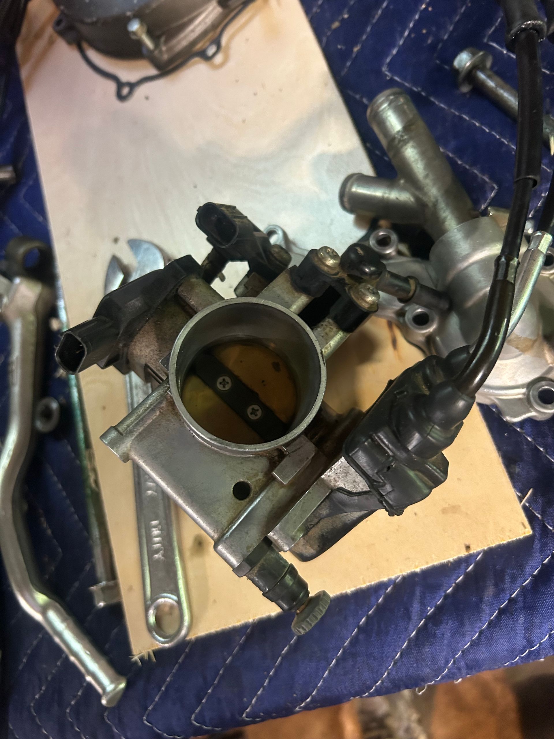 Yz 250f throttle body 