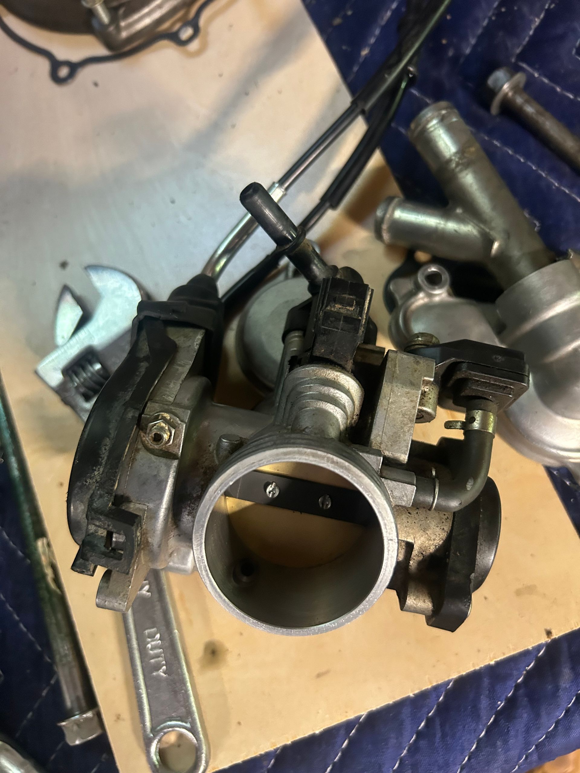 Yz 250f throttle body 