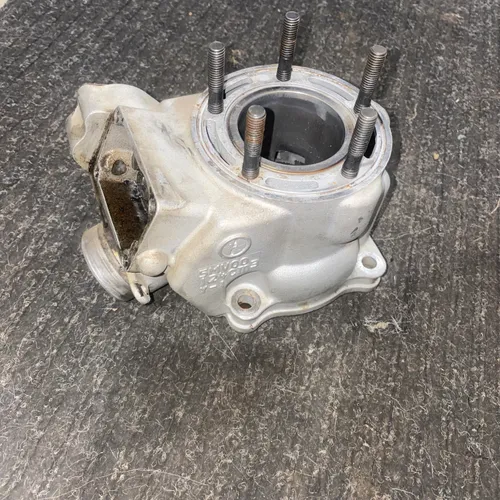 2001 Yz125 Cylinder Oem Used 