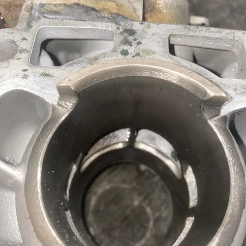 2001 Yz125 Cylinder Oem Used 