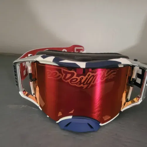Oakley Airbrake Troy Lee Designs Patriotic Edition MX Goggle