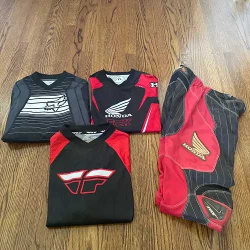 Fox racing apparel online cheap